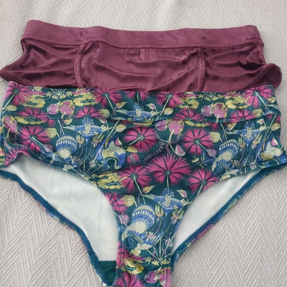 Anthropologie Floral Solid Velvet Briefs Bikini Bottoms Bundle Sz M Nwot